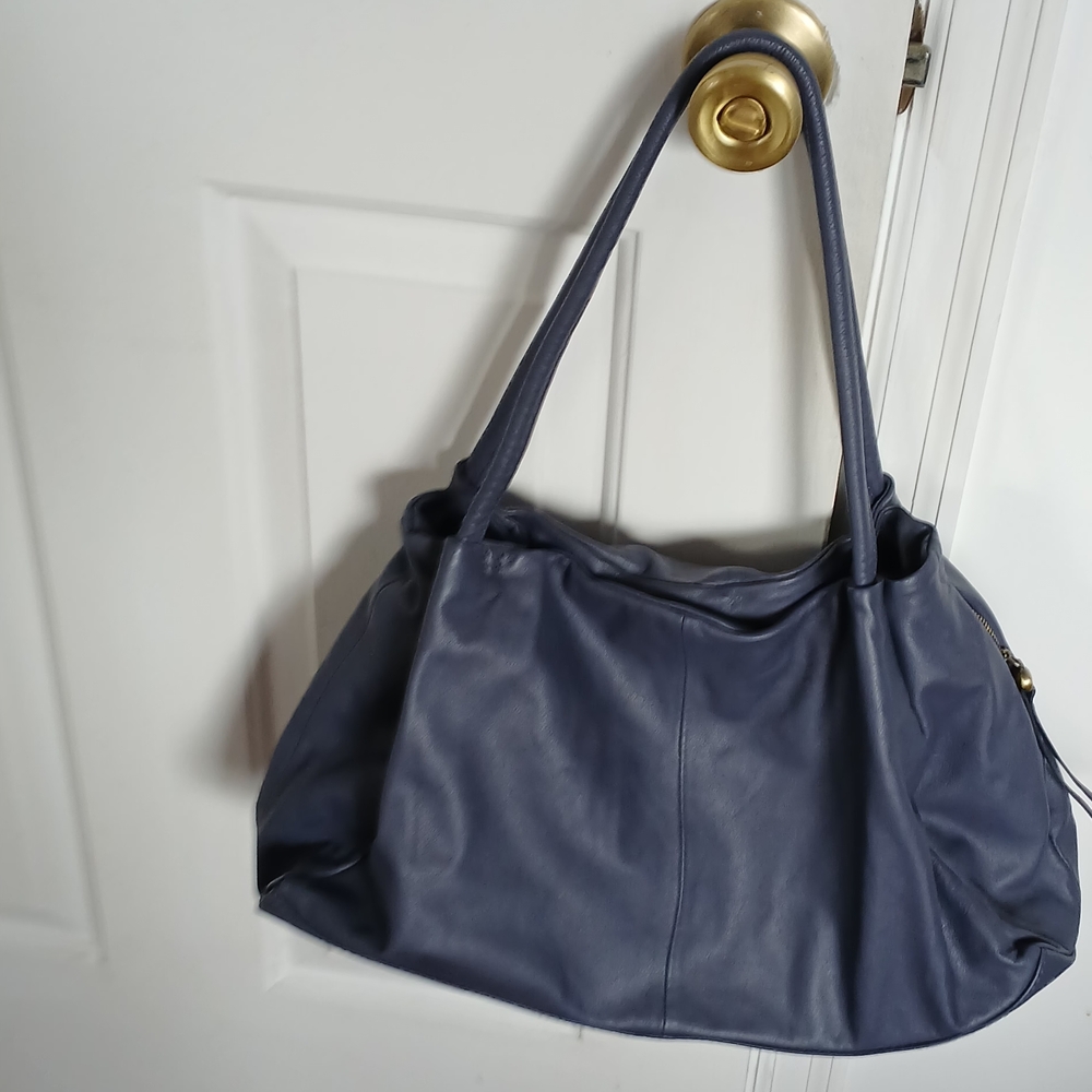 Hobo Navy Blue Leather Shoulder Bag - Classic Women's Tote